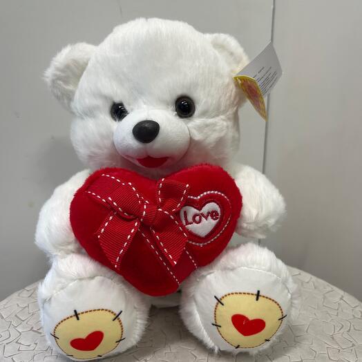 Мишка с сердечком Love