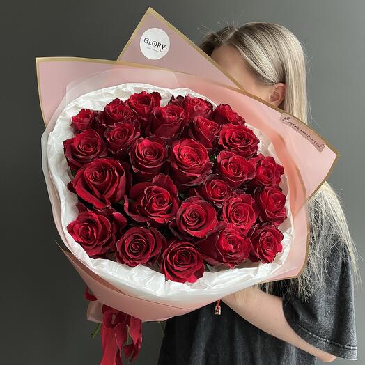 Моно букет из 25 импортных розочек