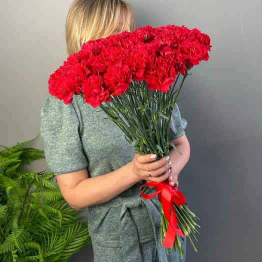 Букет из 30 гвоздик