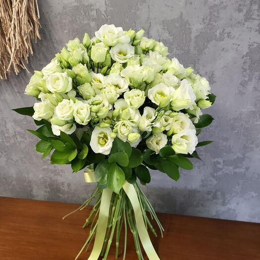 20 Lisianthus white bouquet