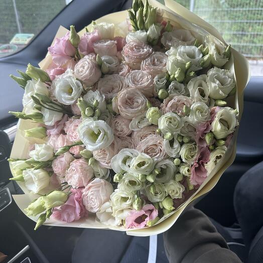 Eustoma mit Bushrose