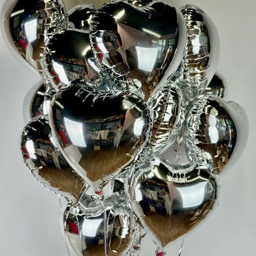15 Silver Helium Heart-Shaped Balloons – An Elegant Festive Touch
