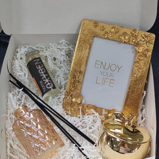 Подарочный набор с фоторамкой и шкатулкой