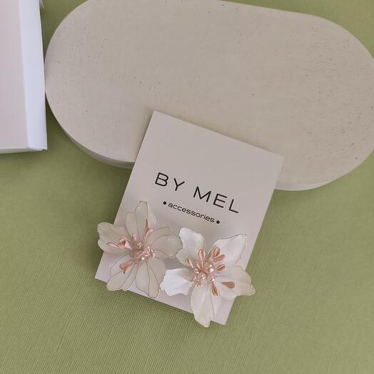 Серьги "Blossom" из витрали, свадебные серьги, украшения ручной работы