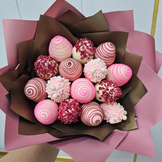 Букет 15 клубник в белом шоколаде арт. 4164