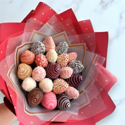 Букет 21 клубника в шоколаде арт. 3517