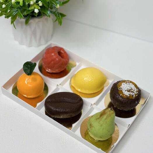 Пирожные корпусные/ муссовые пирожные ягоды/ фрукты/ на подарок