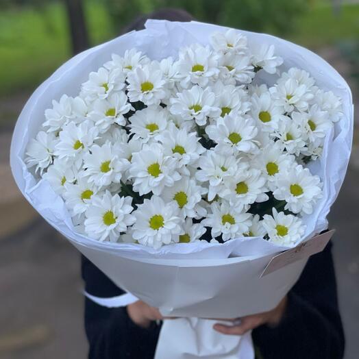 Букет из ромашковых хризантем