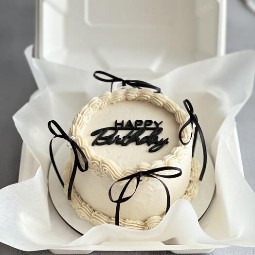 Бенто торт «Happy birthday (vegan) на день рождения любимой, подруге, сестре, коллеге, брату, парню