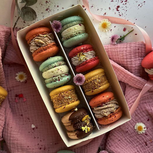 Набор макарон из 8 штук