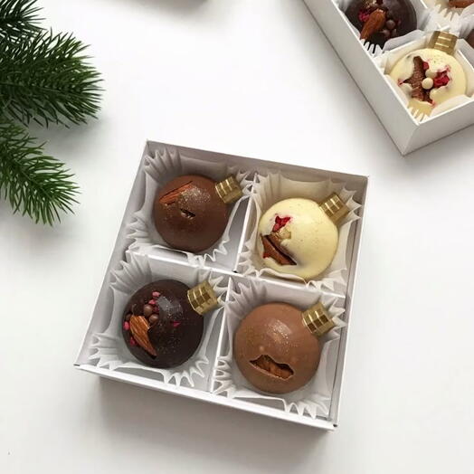 Подарочный набор " 4 шара"