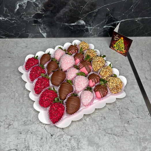 Клубника в шоколаде ‘ Ля Мур