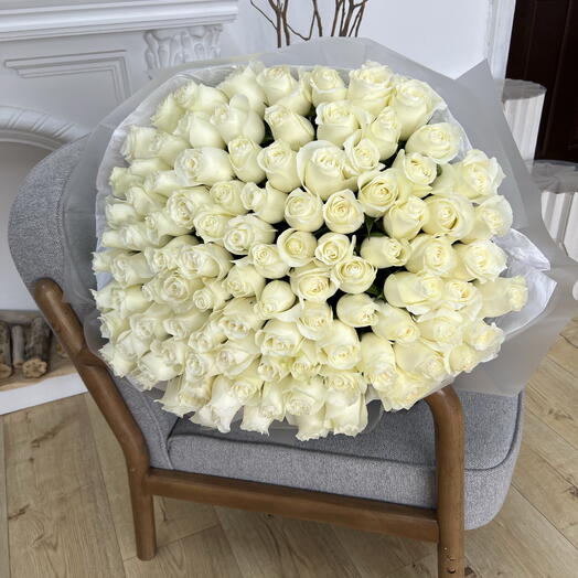 101 белоснежная Роза