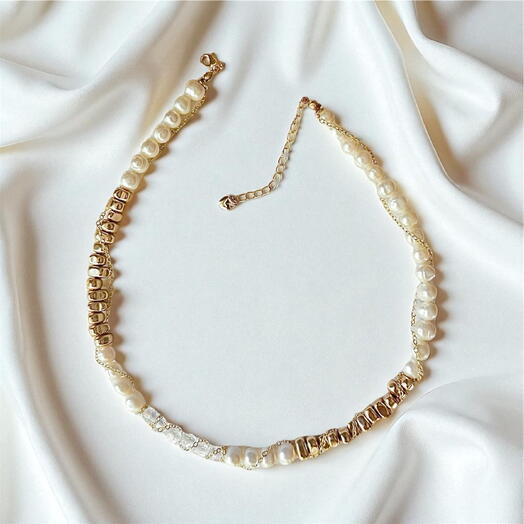 Колье «Свет между нами»