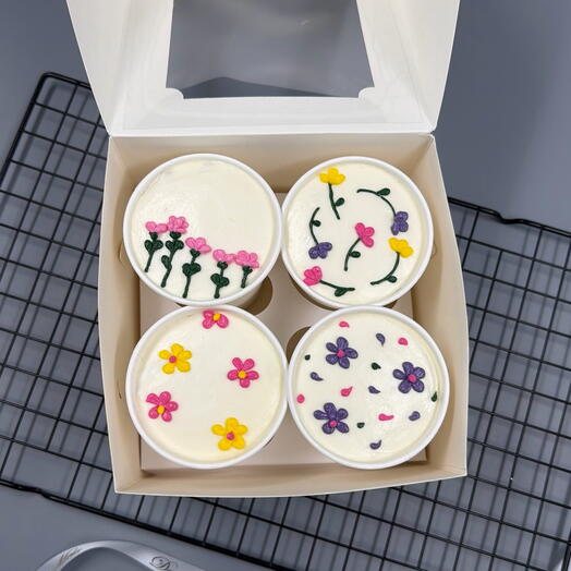 Бенто-торт в стаканчиках цветочное настроение