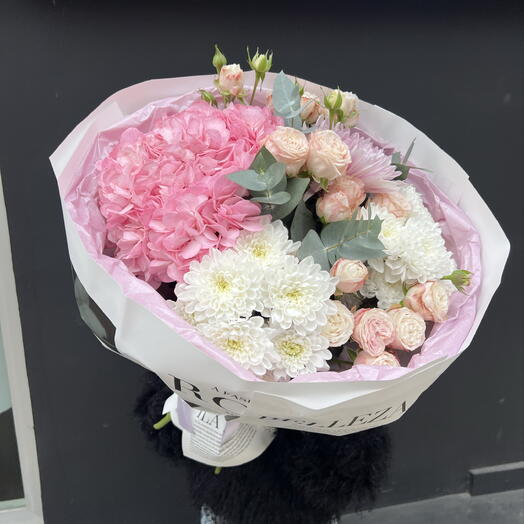 Bouquet with hydrangea
