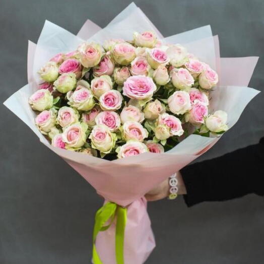 Bouquet of gelato roses