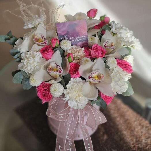 Бокс с орхидеями и диантусами💕