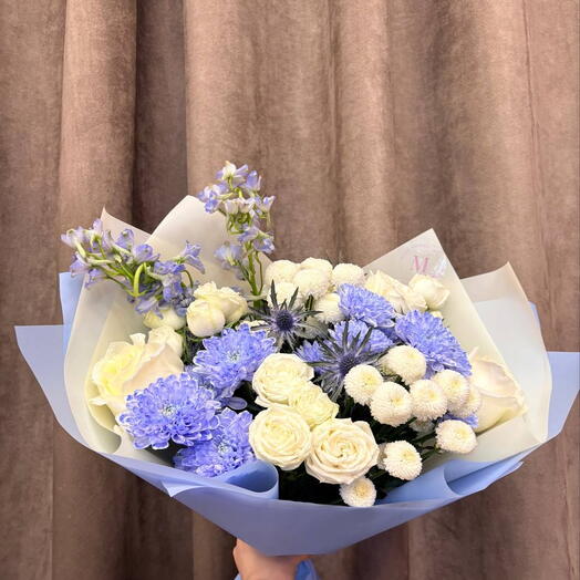 Букет с дельфиниумом 💙