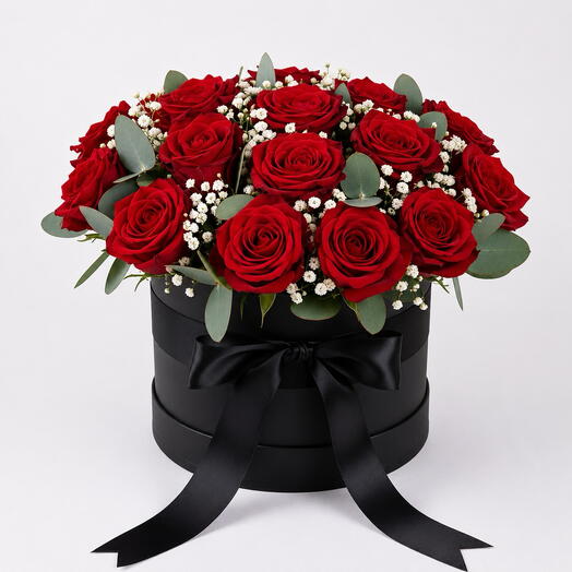 Classic Red Rose Hat Box – 15 Premium Red Roses