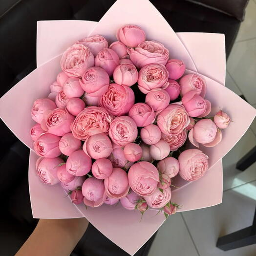 Букет из 15 пионовидных роз сорта Silva Pink