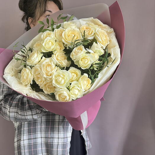 Букет из кустовой розы 🌹