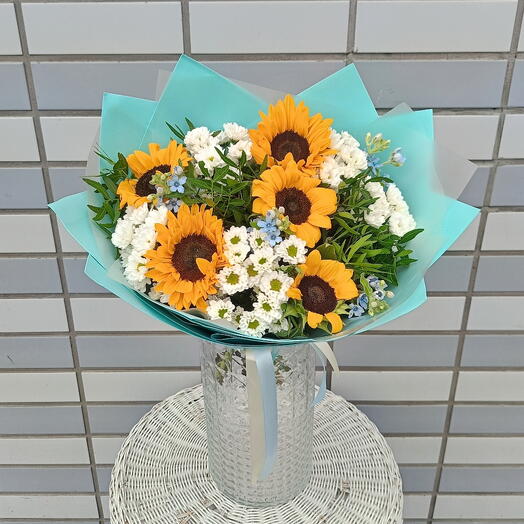 Солнечное настроение🧡💚Букет с Подсолнухами и Сантини️