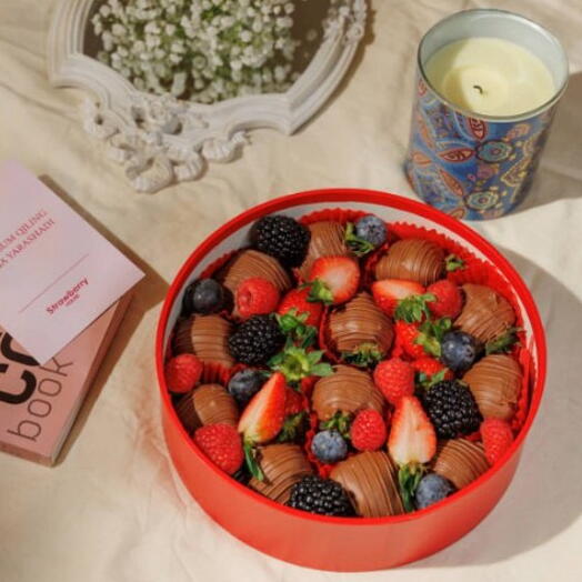 Клубника в шоколаде набор Red box 🍓🍫🍬🍭☕️🦋🦄🎁🎊