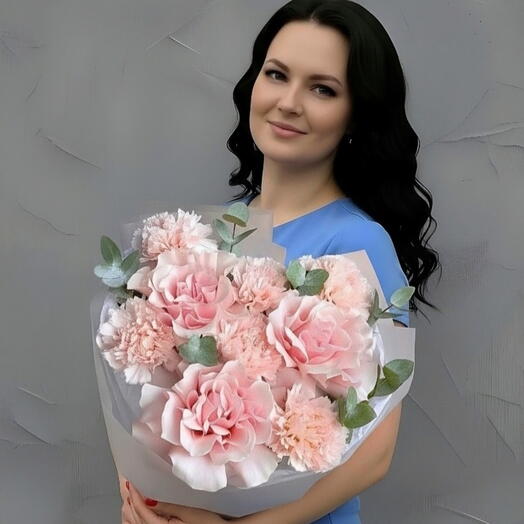 Французская роза с диантусом