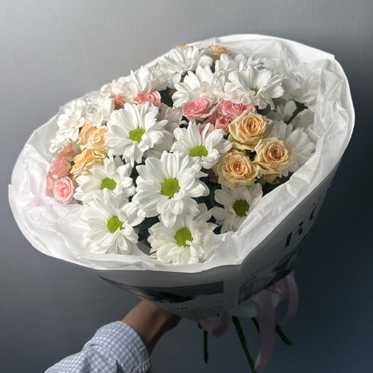 Букет из хризантем и кустовых роз 🌺