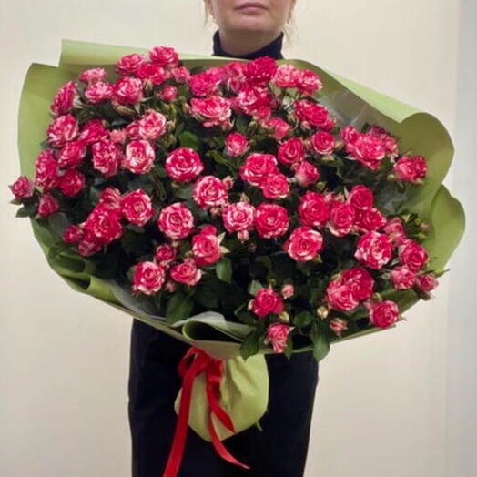 Букет Пламенный комплимент из кустовой пышной розы