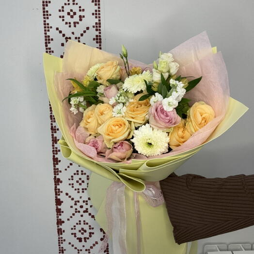 Букет с розами и Герберой «Персиковое утро»