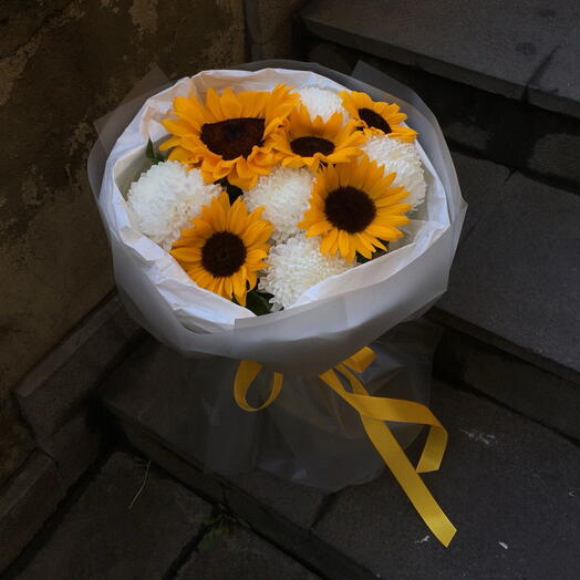 Подсолнухи в сборном букете с хризантемой 🌻 (5)