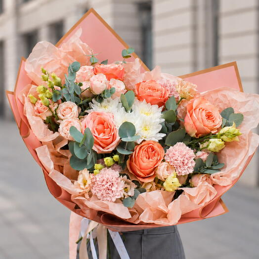27. Bouquet of "Delicate fusion of colors" with peony rose and eustoma