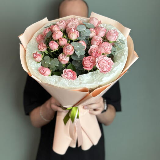 Букет кустовых пионовидных роз🧡
