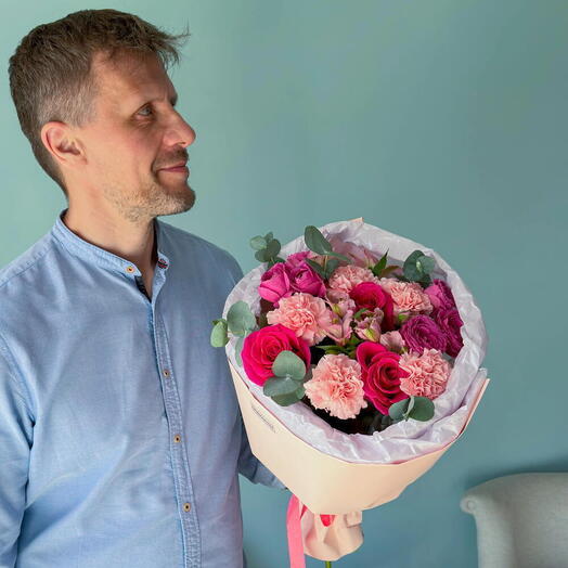 Букет из розовых роз и гвоздик «Розовый восторг» 🌹 36107