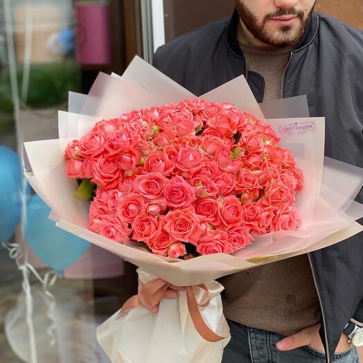 Bouquet of bush roses