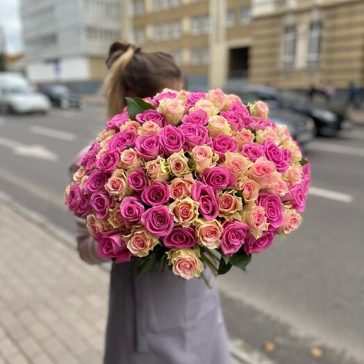 101 роза - нежный микс