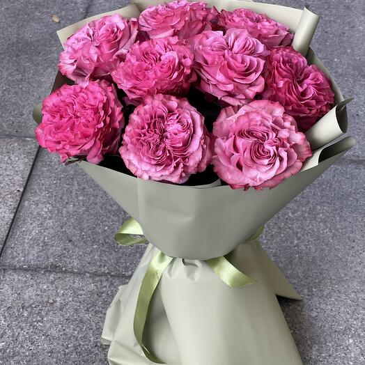 BOUQUET OF FLOWERS