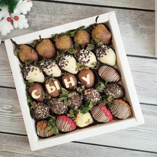 Chocolate-covered strawberries + letters