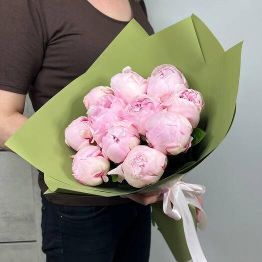 Пионы розовые