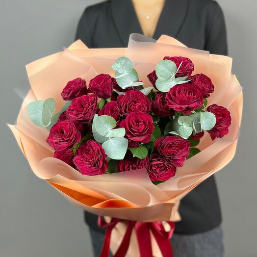 St bouquet 93 из кустовых пионовидных роз