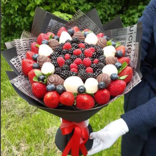 Bouquet y fresa en chocolate mezcla de Bayas