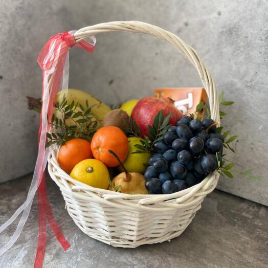 Корзина с фруктами малая
