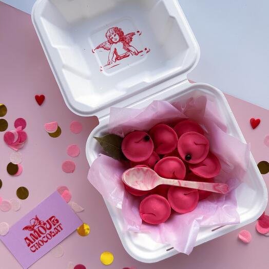 Розовые шоколадные пельмени «Barbie»