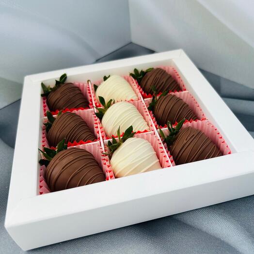 Клубника в шоколаде, 9 штук💝