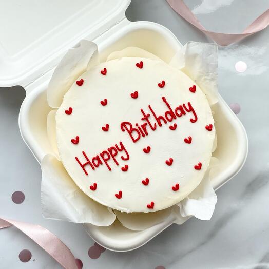 Бенто-торт «happy birthday» с сердечками