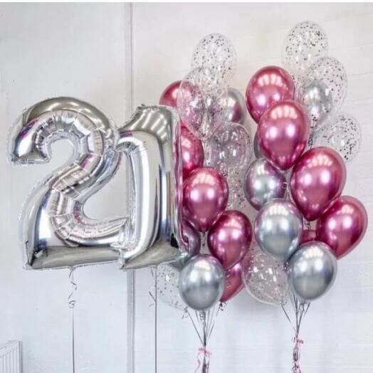 Решение из 30 шаров на 21 год девушке