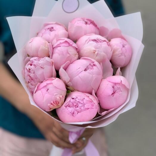 Букет из розовых пионов 11 шт