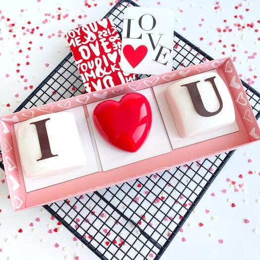 Пирожные «I️♥️U